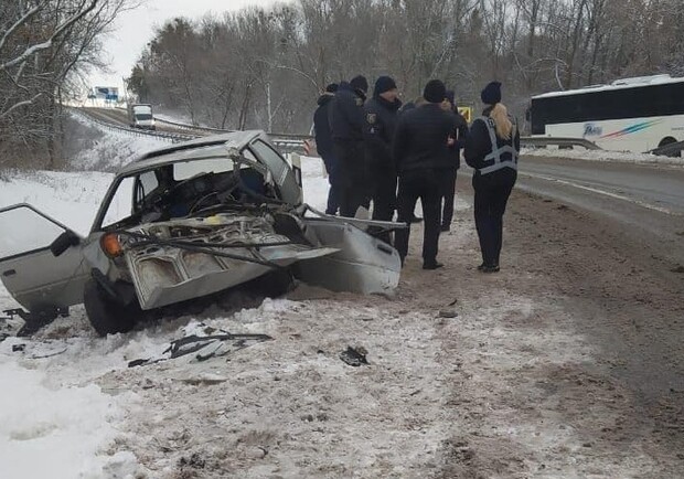 Под Харьковом рейсовый автобус попал в ДТП, есть пострадавшие. 