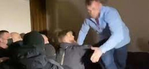 Во время драки в одесском горсовете пострадали 10 человек: генпрокурор назвала ее фильмом про гангстеров