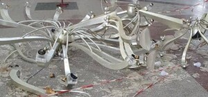 В Днепре на железнодорожном вокзале упала люстра: в чем причина