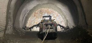 В строящемся метро Днепра полетал дрон: видео