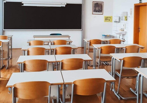 В Харьковской области планируют закрыть 12 школ. 
