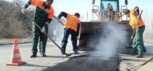 В Киеве коммунальщики разворовали более полумиллиона гривен на ремонте дорог