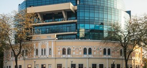 Охранник выгнал девушку с ДЦП из 