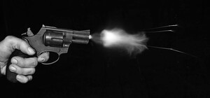 На Оболони забавы с пистолетом привели к смерти женщины