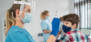 С 7 февраля подростки могут получить 