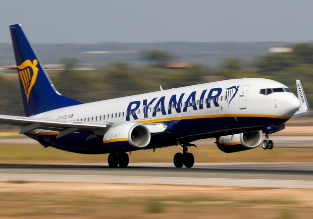 Ryanair остановил продажу билетов из Харькова на все направления. 