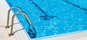 Трагедія у басейні: голова Дрогобицької райадміністрації допоміг повернути до життя потопельника 