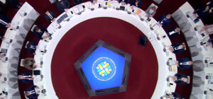 Приехали мэры и президент: в Харькове проходит заседание Конгресса местных и региональных властей (трансляция)