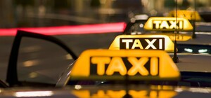 Протест таксистов в Полтаве: тарифы подняли, машин нет