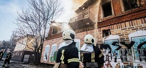 Возле Андреевского спуска сгорело здание XIX века