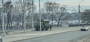 Получи ответ: почему на плотине ДнепроГЭС стоит военная спецтехника