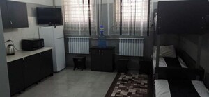 Кухня и телевизор: в Харьковском СИЗО показали платную камеру (фото)