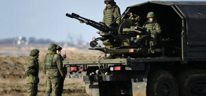 Вместо отвода войск — наращивание: на границу с Украиной прибыли еще 7 тысяч военных РФ