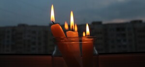 Завтра одесситам снова отключат свет (адреса)