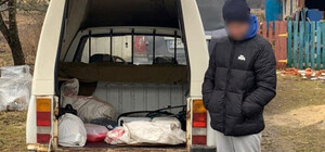 На Киевщине мужчина украл и продавал на металлолом заборы с кладбища