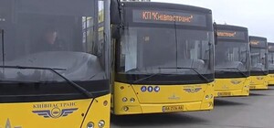 В Киеве водители троллейбусов и трамваев два месяца работают бесплатно