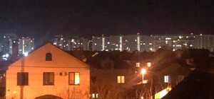 На многих высотках в Одессе горят красные фонари: это опасно