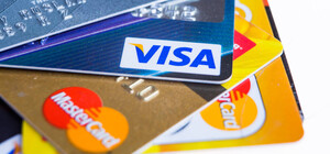 Mastercard и Visa заблокировали доступ нескольким российским банкам