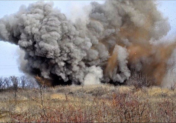 Под Харьковом кассетными бомбами разбомбили Казачью Лопань: минимум шестеро погибших - фото