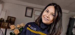 Попала под обстрел аэропорта в Днепре: как себя чувствует пресс-офицер ГСЧС Евгения Дудка