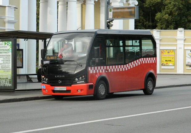 Автобуси у Харкові відновлять рух 16 травня. 