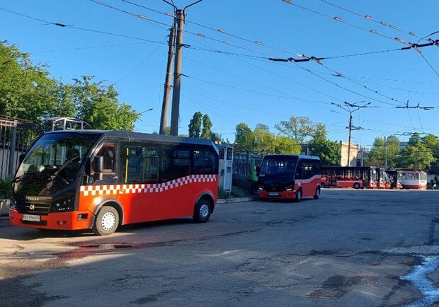 У Харкові відновили рух тролейбуси та автобуси. 