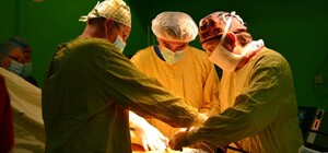 У Львові вперше провели неродинну трансплантацію нирки дитині