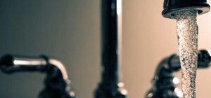 Одесситов пугают фейками о воде, зараженной холерой 