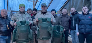 Нардеп Тищенко попал в скандал из-за подаренных бойцам ТРО бронежилетов