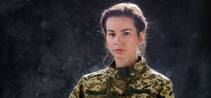 В Киеве будут изготавливать женскую военную форму