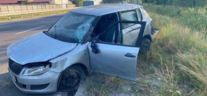 Біля Пустомит перекинувся автомобіль