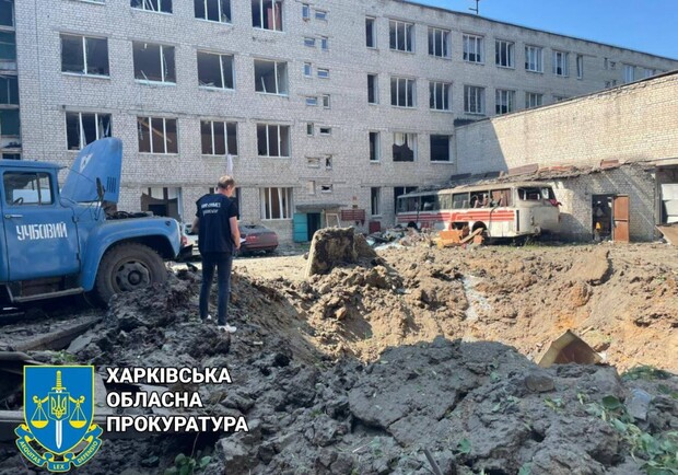 Авіаудар по Харкову 5 липня: росіяни пошкодили ліцей та техучилище. 