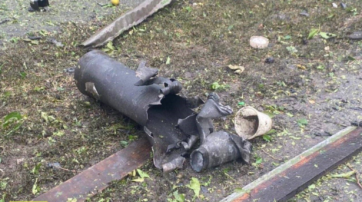 Сильные пожары, есть пострадавшие: российская армия ударила по Индустриальному району