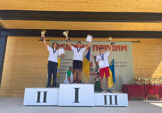 Школьник из Харькова победил на чемпионате мира по авиамодельному спорту. 