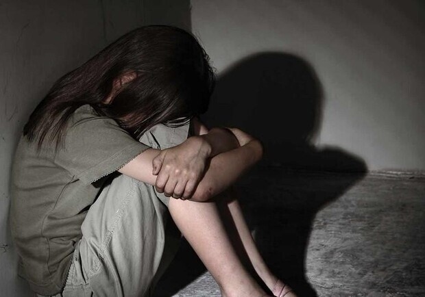 В Харьковской области арестовали мужчину за изнасилование 14-летней девочки - 