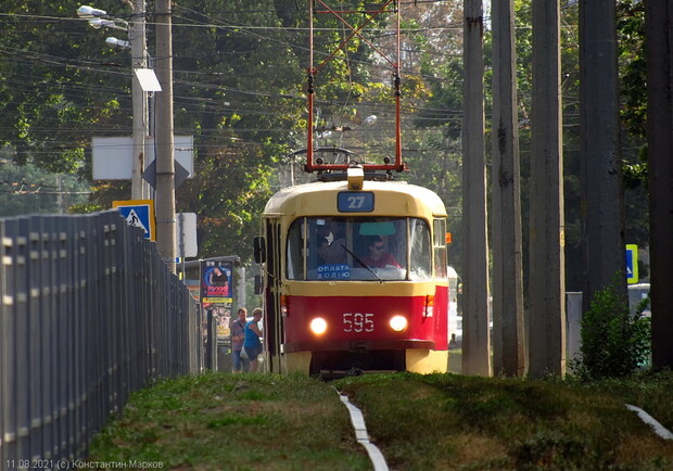 Трамваї №27 та №28 тимчасово змінять маршрут. 