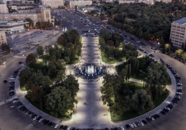 Терехов, Дантес, Фоззі: як Харків вітають із Днем міста у 2022 році 