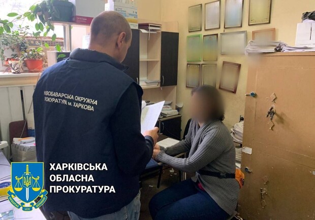 В Харькове псевдоволонтека присвоила гуманитарную помощь на 150 тысяч гривен. 