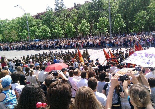 В Харьковском шествии приняли участие около 1,5 тысяч человек.
Фото nemcd.com.
