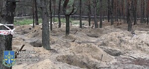 В Изюме нашли еще два массовых захоронения — Зеленский