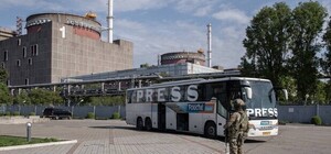 Окупанти привезли на Запорізьку АЕС масовку для голосування у псевдореферендумі