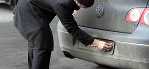 В Украине теперь будут штрафовать за грязные номера на авто 