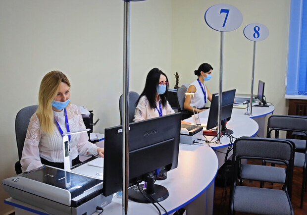 Центры админуслуг в Харькове изменили график работы. 