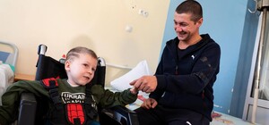 Три семьи из Днепропетровщины получили препарат за 100 тысяч долларов