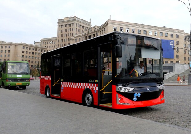 В Харькове выводят 34 автобусных маршрута на время отключения света. 