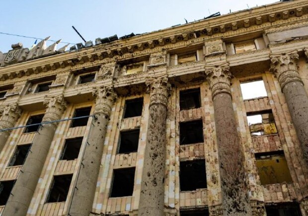 У Харкові планують відновити зруйновані обстрілами будівлі ХОДА та СБУ. 