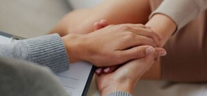 Где переселенцам получить психологическую помощь: контакты от Минреинтеграции