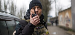 Волонтер из Польши несколько месяцев ликвидирует пожары вместе с харьковскими спасателями 