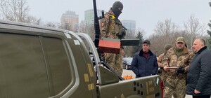 Аграрії Одеської області передали підрозділам ППО тепловізори і пікап