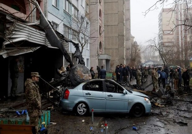 Упавший в Броварах вертолет должен был лететь в Харьковскую область - фото: Информатор